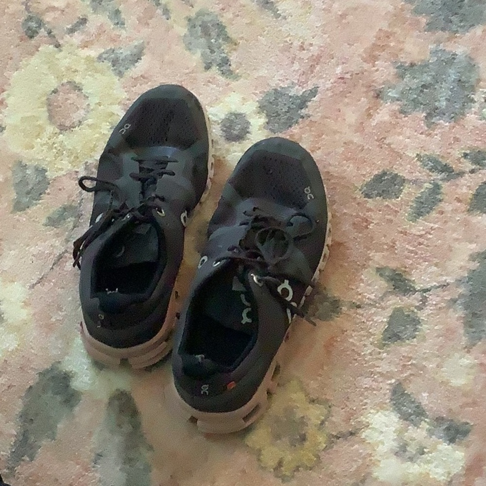 On Running Women’s Black and Tan Sneakers